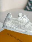 LOUIS VUITTON TRAINER SNEAKERS