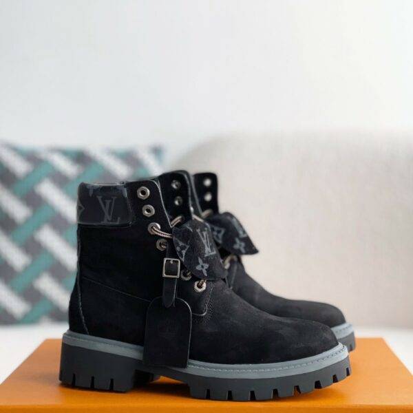 louis vuitton & timberland Martin boots