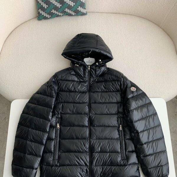 Moncler Short  men's down jacket