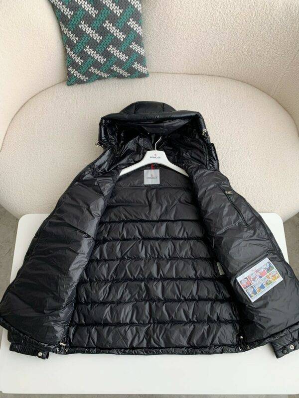 Moncler Short  men's down jacket