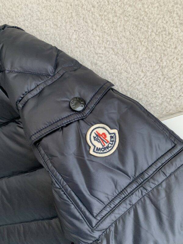 Moncler Short  men's down jacket