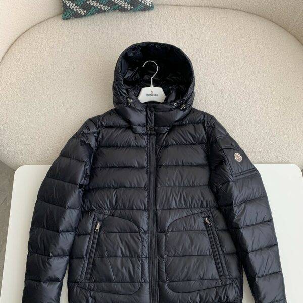 Moncler Short  men's down jacket