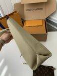 Louis Vuitton Low Key Cabas Mid -number Handbag M25343 Size: 30*14*47cm