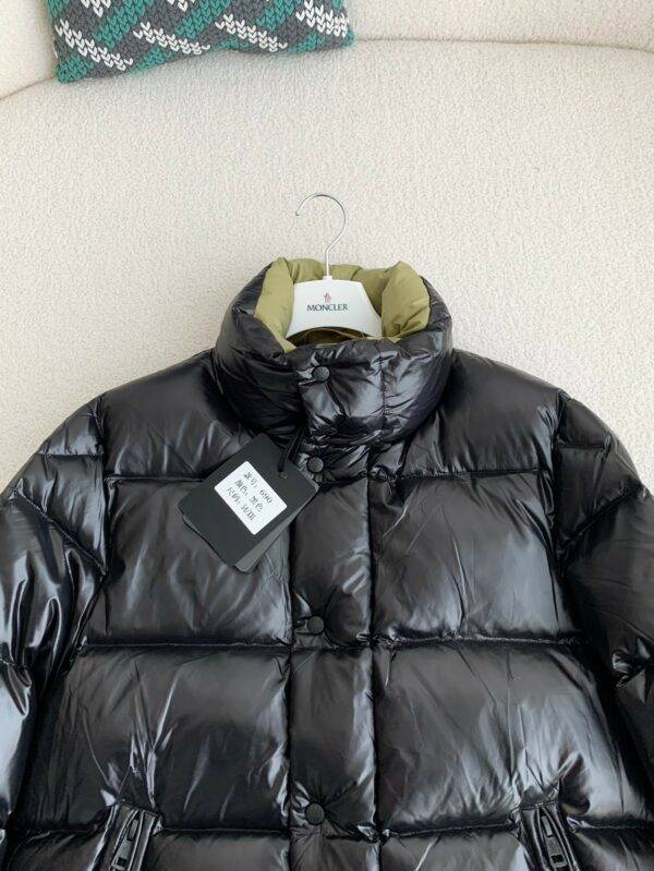 New down jackets for autumn and winter