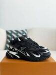 LOUIS VUITTON CASUAL SNEAKERS