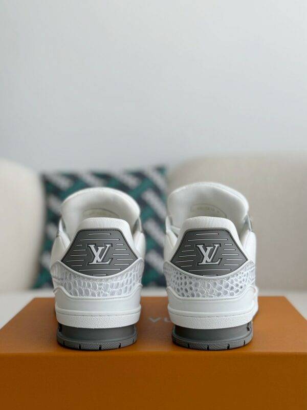 LOUIS VUITTON TRAINER SNEAKERS