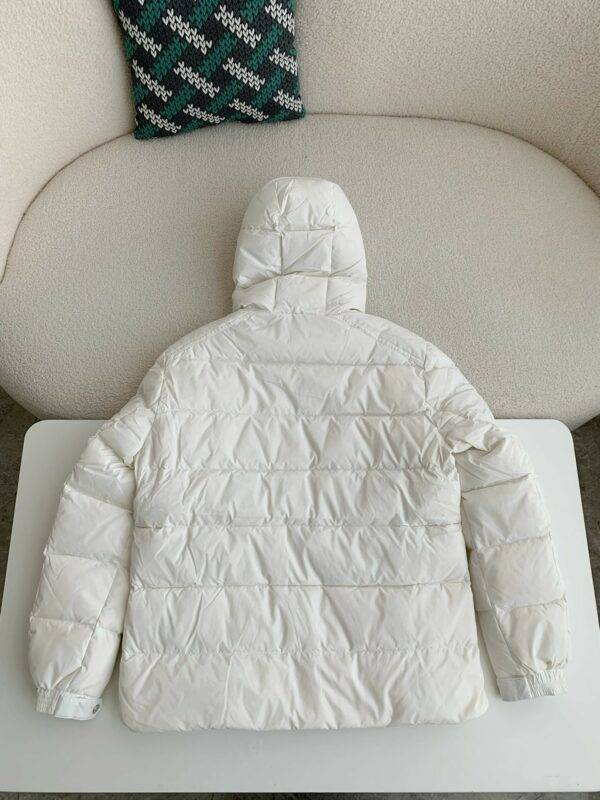 Moncler Montbeliard down jacket