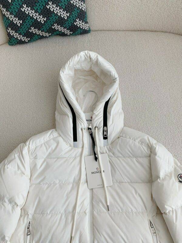 Moncler Montbeliard down jacket