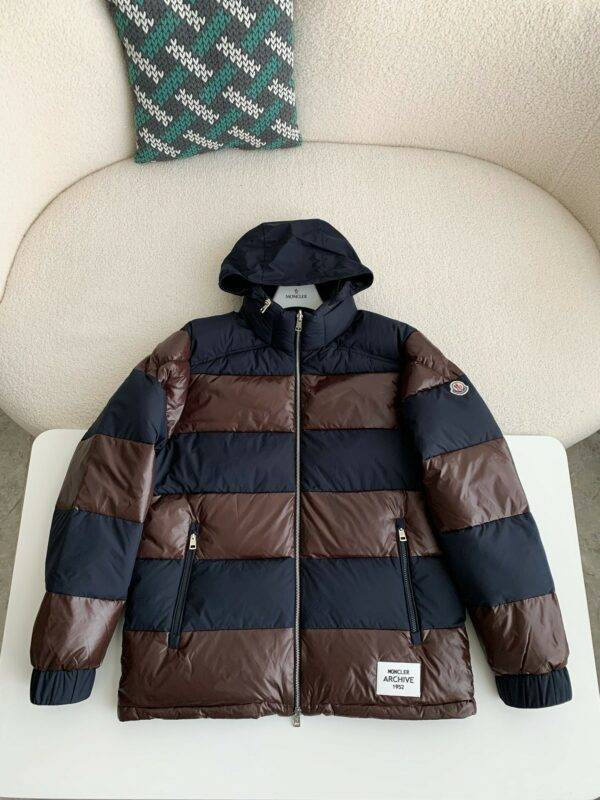 Moncler Montbeliard down jacket